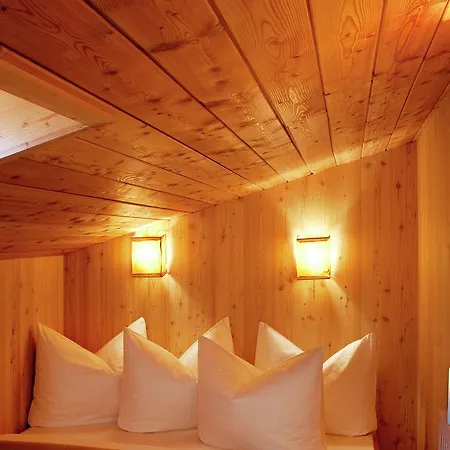 Brizerhaus 4 *